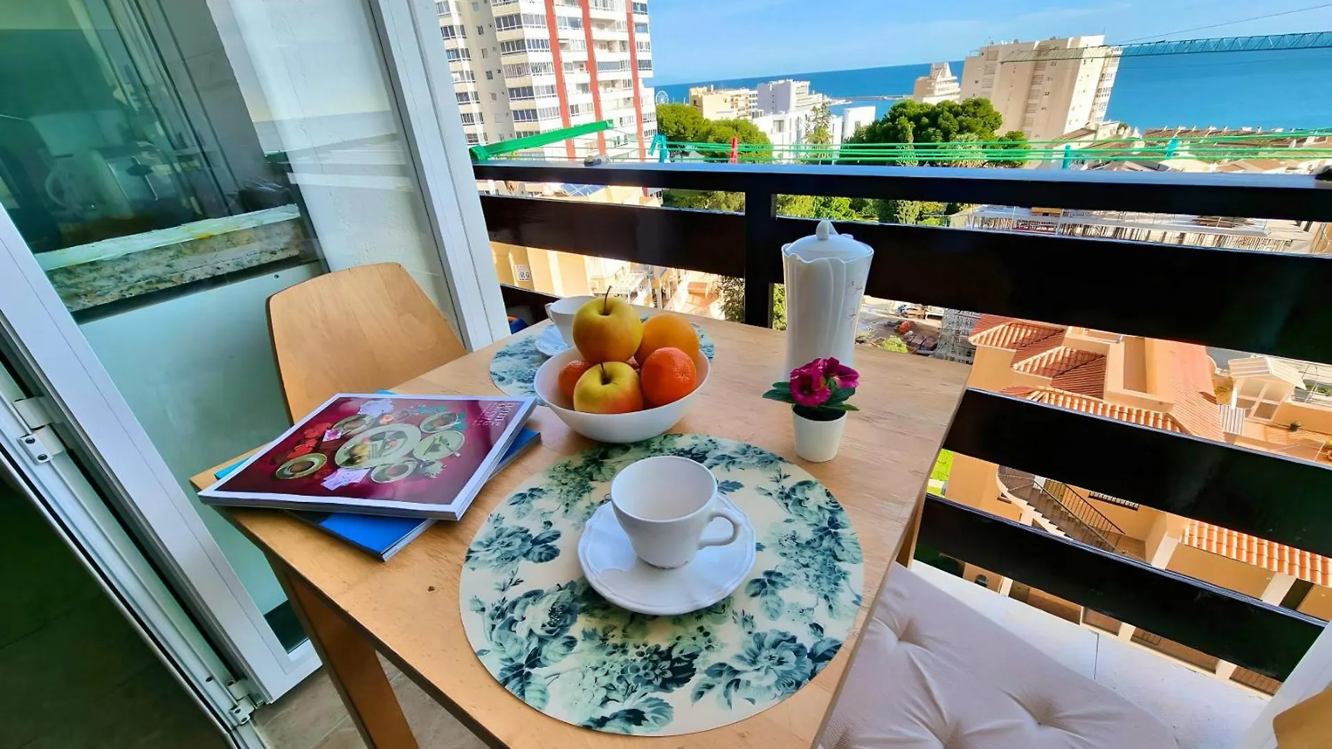 Pleasant Studio With Sea View In Benalmadena 30 M² Pool